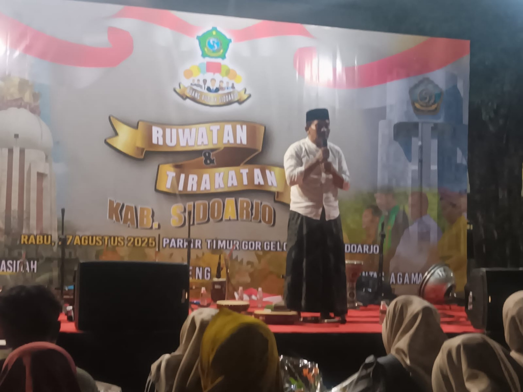 Ruwatan dan Tirakatan digelar oleh Ruang Publik Sidoarjo (RPS) sebagai bagian ikhtiar menjaga kedamaian dan keselamatan masyarakat.